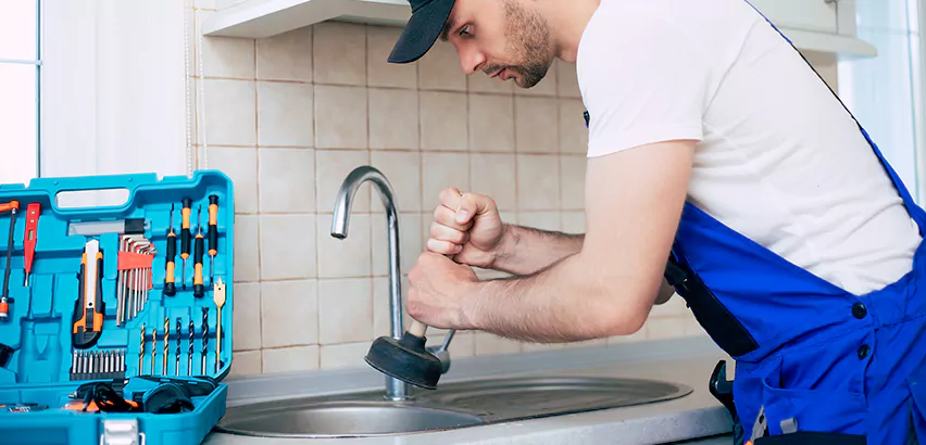 Emergency Plumber in Weston